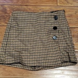 Love Tree plaid mini skort
